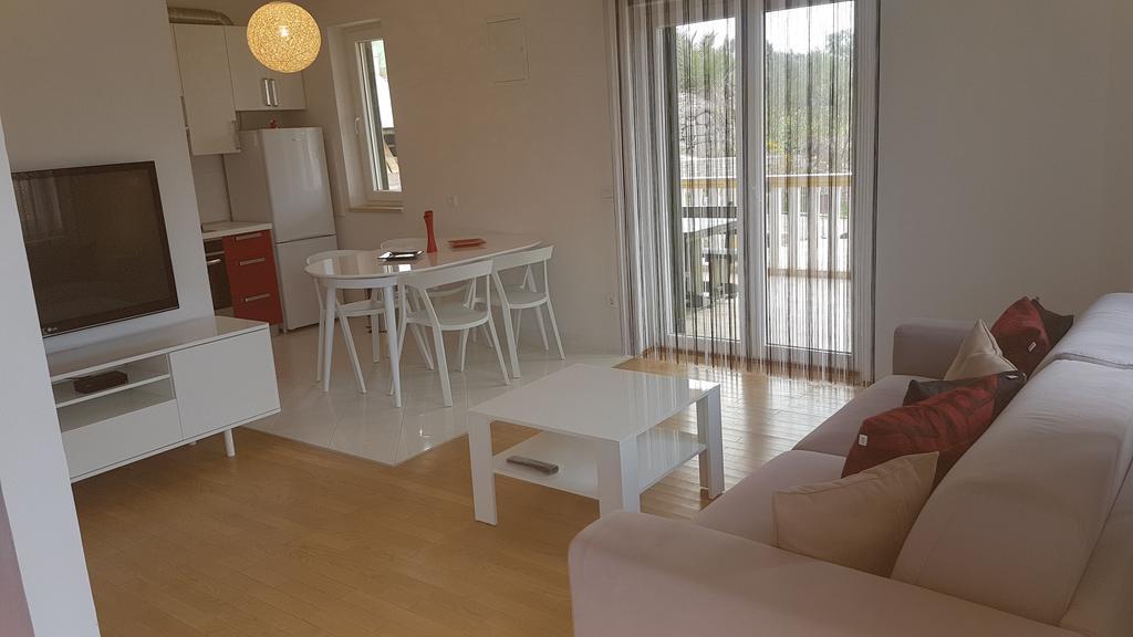 Apartment Azaleja 살리 외부 사진